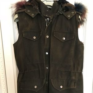 Belle Fare Army Vest w/ Multicolor Fox Trim sz S